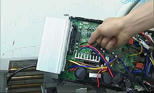 崇阳美的空调电话是多少